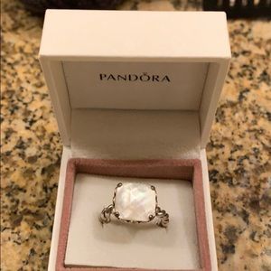 Pandora ring